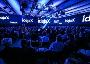 Studenti na Danima komunikacija