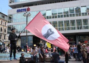 Rijeka hoda za slobodu