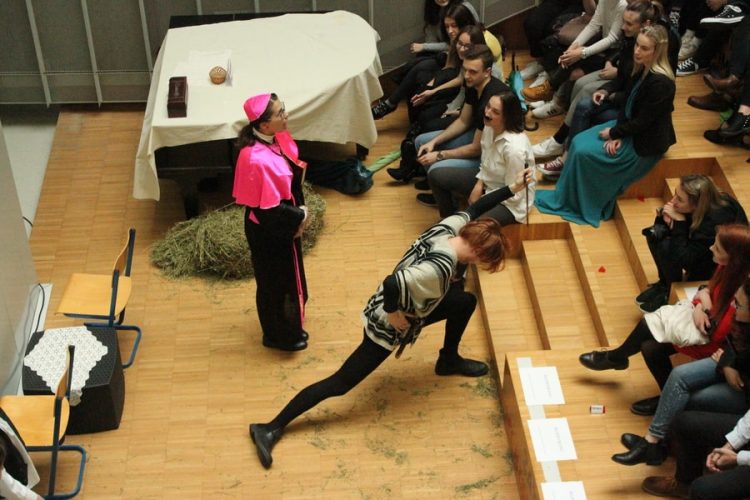 Dan Filozofskog fakulteta u “trash” ruhu