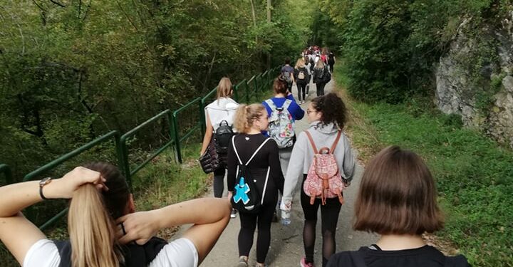 Planinarenje, roštilj i dobra zabava