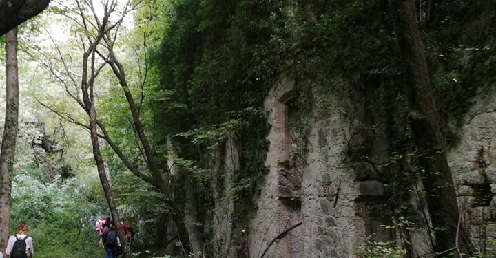 Planinarenje, roštilj i dobra zabava