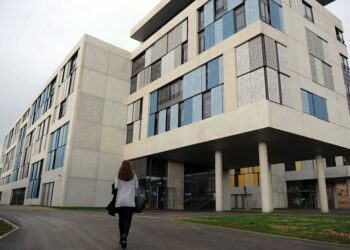 JAVNI POZIV za dodjelu subvencija za smještaj studentima Sveučilišta u Rijeci u ak. god. 2021./2022.