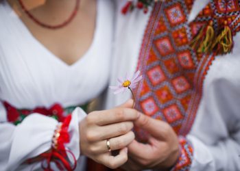 Folklor u 21. stoljeću
