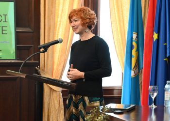 “Fake news”, kultura neznanja i tko sve ima pravo na istinu?