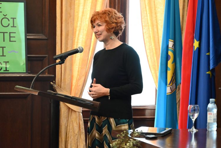 “Fake news”, kultura neznanja i tko sve ima pravo na istinu?