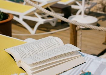 Eskapizam uz knjigu: preporuke za ljetno čitanje