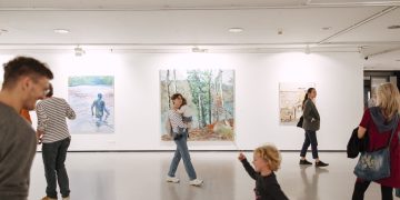 IZLOŽBA: “Gledanje između slika”
