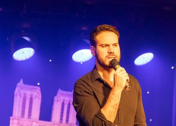 Imitatorski stand up show by DANKO AŽIĆ 