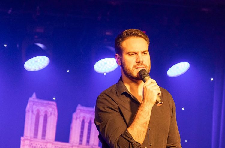 Imitatorski stand up show by DANKO AŽIĆ